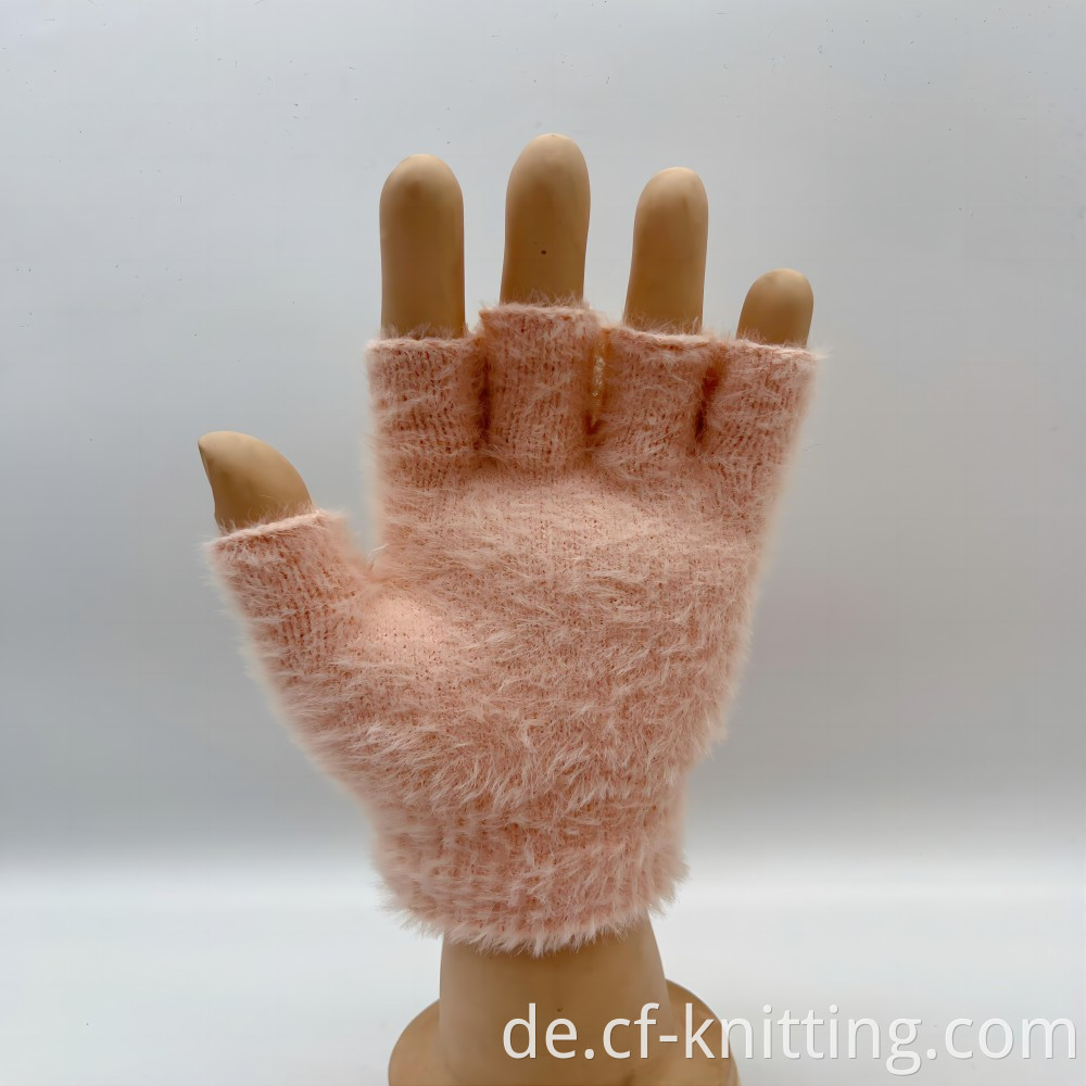 Cf S 0013 Knitted Gloves 4